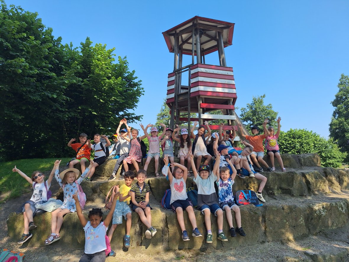 Class photo on the pirate playground