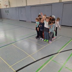 Gioco di cooperazione in palestra